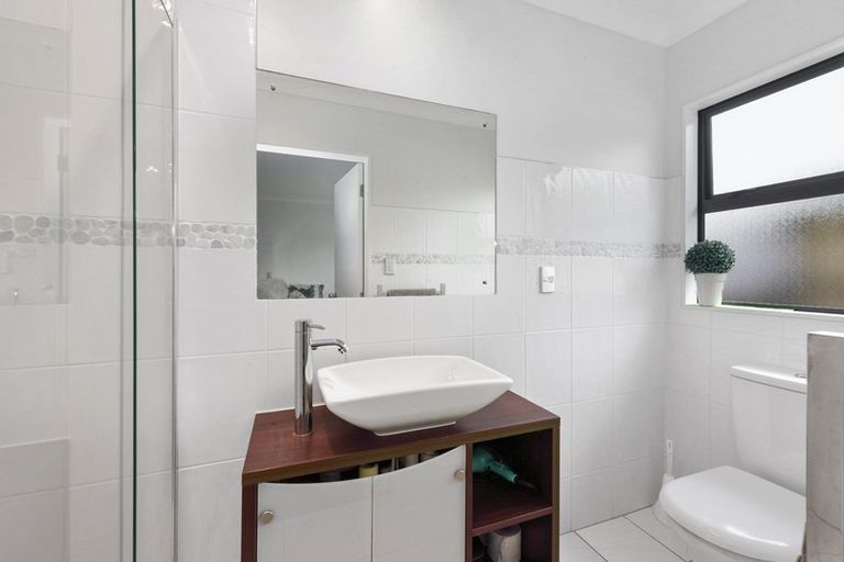 Photo of property in 28 Palliser Drive, Huntington, Hamilton, 3210