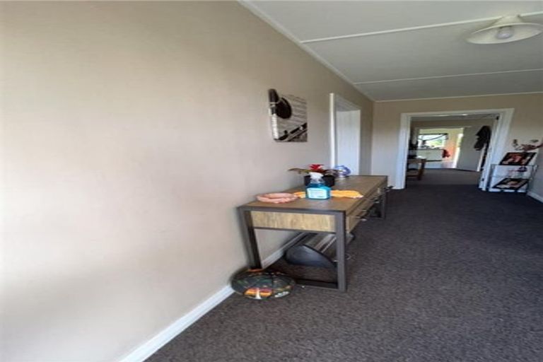 Photo of property in 82- 84 Queen Street, Westport, 7825