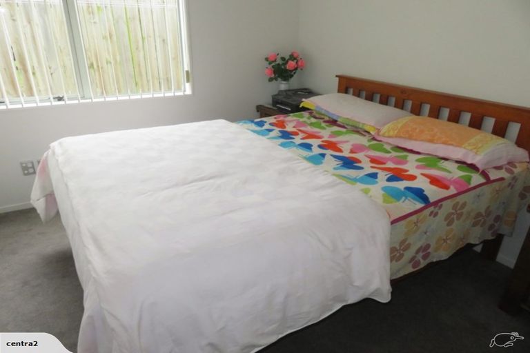 Photo of property in 10 Bushpark Place, Flat Bush, Auckland, 2016