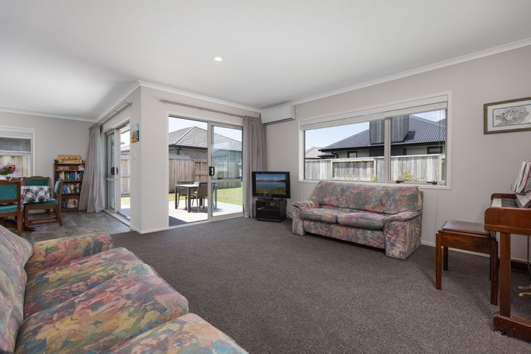 Photo of property in 41 Kahuparere Crescent, Pyes Pa, Tauranga, 3112