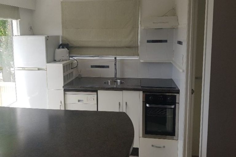 Photo of property in 11a Rahopara Street, Castor Bay, Auckland, 0620