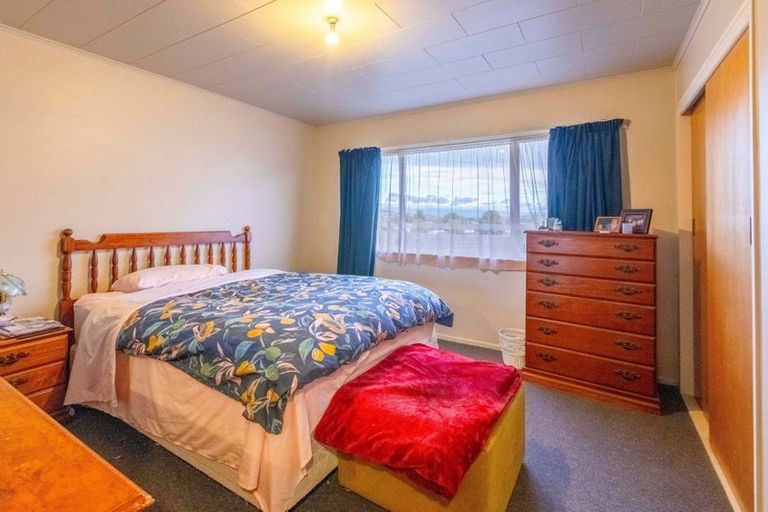 Photo of property in 18 Mount View Place, Waipukurau, 4200
