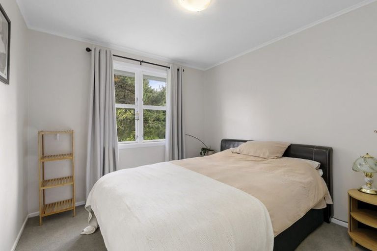 Photo of property in 2 Amos Way, Kingston, Wellington, 6021