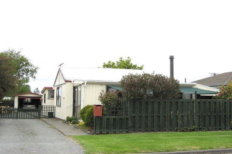 Photo of property in 39 George Street, Rangiora, 7400