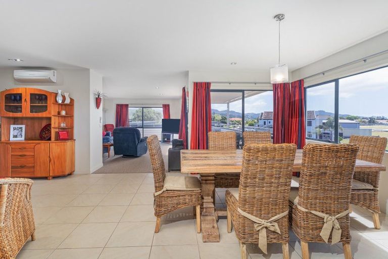 Photo of property in 1 Centreway, Pauanui, Hikuai, 3579