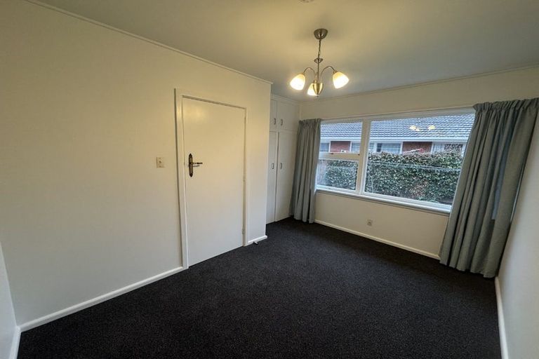 Photo of property in 2/4 Wadeley Road, Ilam, Christchurch, 8041