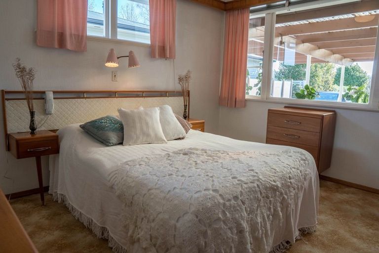 Photo of property in 1 Coddington Crescent, Masterton, 5810