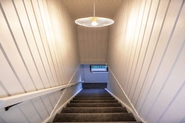 Photo of property in 12 Hipango Terrace, Durie Hill, Whanganui, 4500