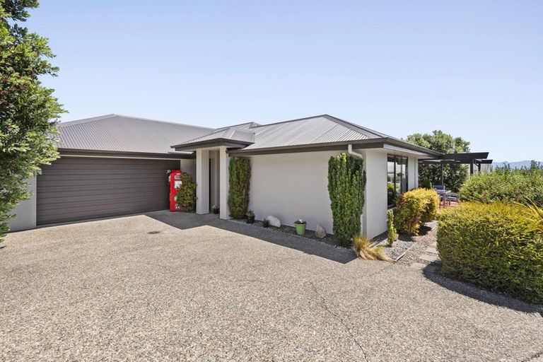 Photo of property in 66 Somerset Terrace, Stoke, Nelson, 7011