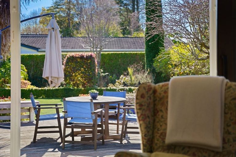 Photo of property in 428 Te Moana Road, Waikanae, 5036