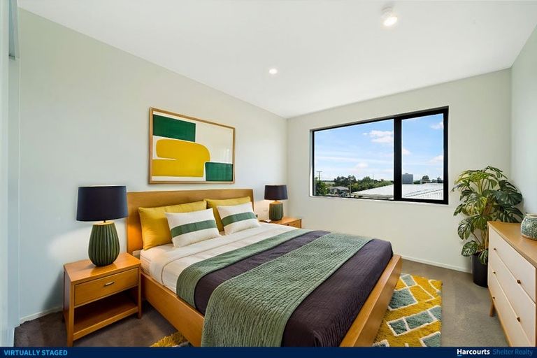 Photo of property in 3c Cobham Crescent, Kelston, Auckland, 0602