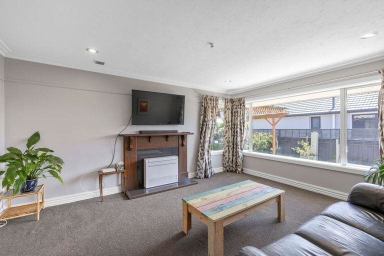 Photo of property in 33 Brynley Street, Hornby, Christchurch, 8042