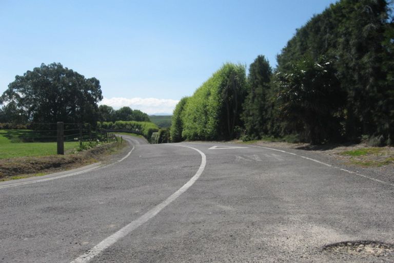Photo of property in 329a Plummers Point Road, Whakamarama, 3172