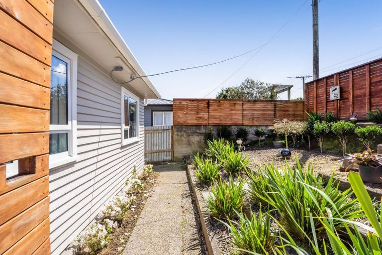 Photo of property in 43 Essex Street, Vogeltown, New Plymouth, 4310