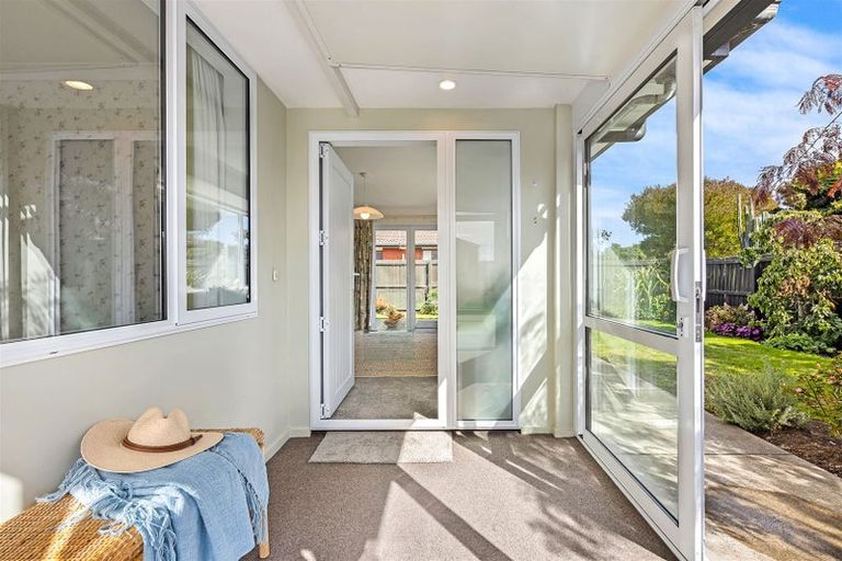 Photo of property in 355 Bower Avenue, North New Brighton, Christchurch, 8083