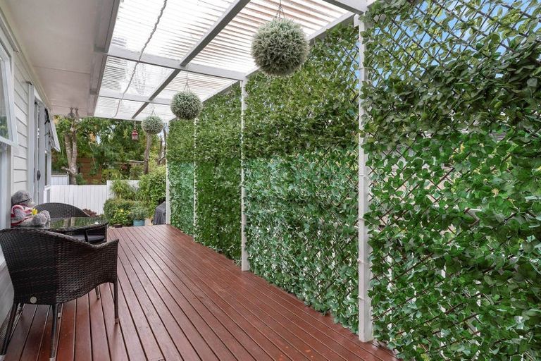 Photo of property in 714 East Coast Road, Pinehill, Auckland, 0632