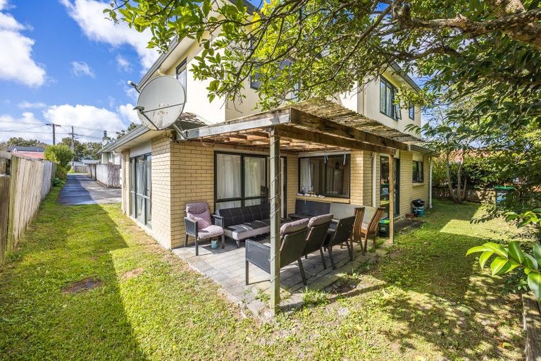 Photo of property in 106a Rathgar Road, Henderson, Auckland, 0610
