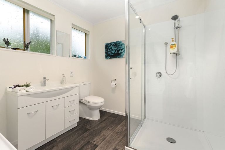 Photo of property in 41a Hicks Close, Whitby, Porirua, 5024