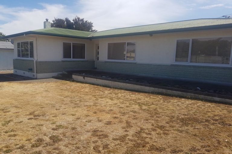 Photo of property in 3 Fergusson Street, Stoke, Nelson, 7011