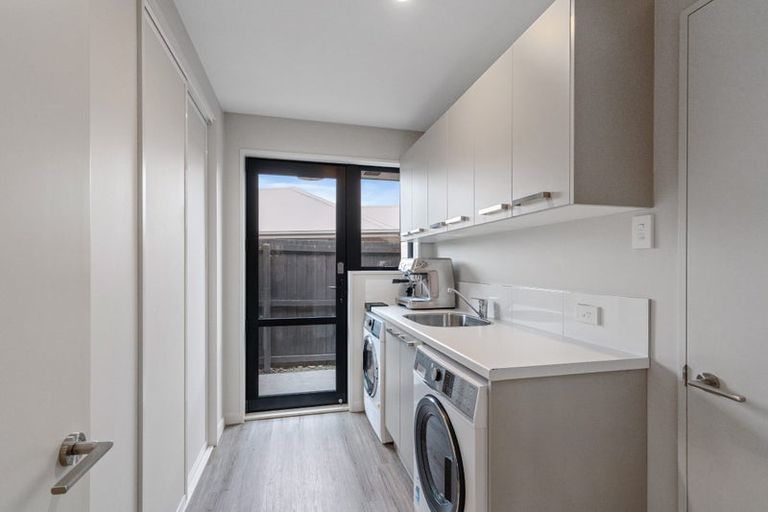 Photo of property in 18 Dunaverty Place, Broomfield, Christchurch, 8042