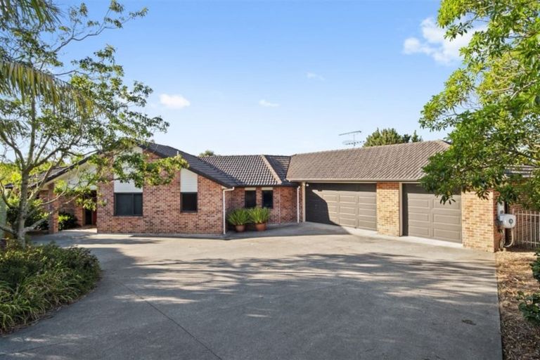Photo of property in 23 Lough Bourne Drive, Pukekohe, 2120
