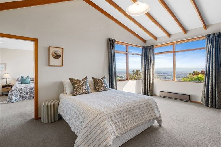 Photo of property in 7 Pentre Terrace, Cashmere, Christchurch, 8022