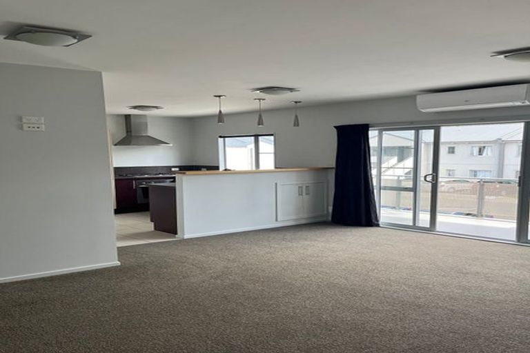 Photo of property in Monterey Apartments, 53/232 Middleton Road, Glenside, Wellington, 6037
