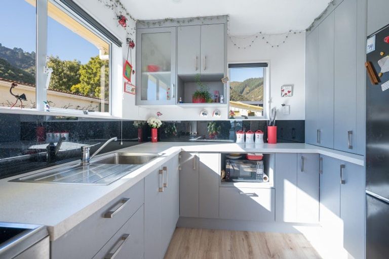 Photo of property in 5 Naumai Street, Atawhai, Nelson, 7010