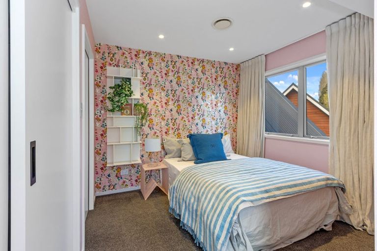 Photo of property in 519 Avonhead Road, Avonhead, Christchurch, 8042