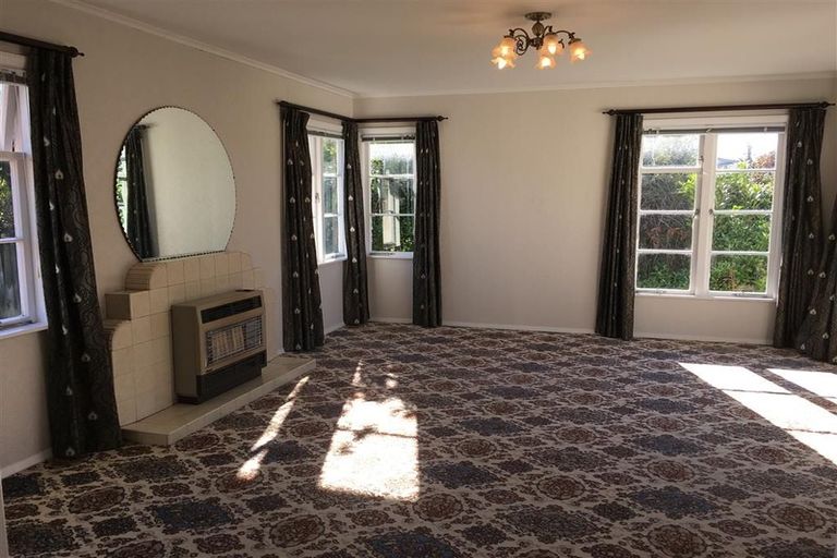 Photo of property in 95 Golf Road, Paraparaumu Beach, Paraparaumu, 5032