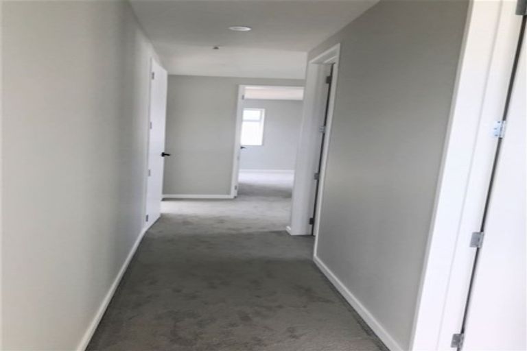 Photo of property in 14 Roa Avenue, Hobsonville, Auckland, 0616