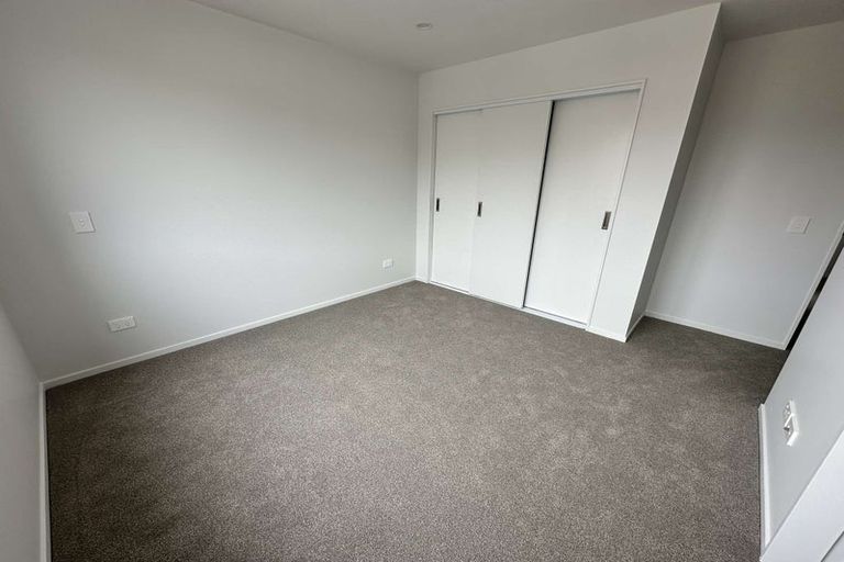 Photo of property in 40 Turtleback Avenue, Whitby, 5024