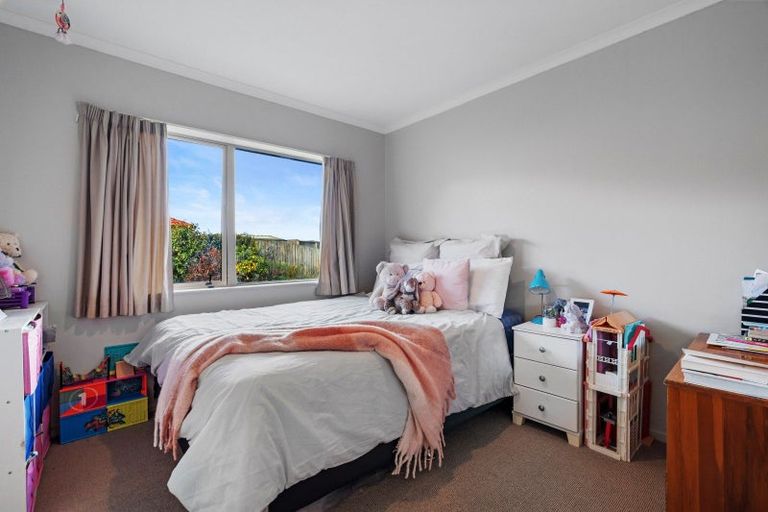 Photo of property in 30 Kereru Place, Pyes Pa, Tauranga, 3112