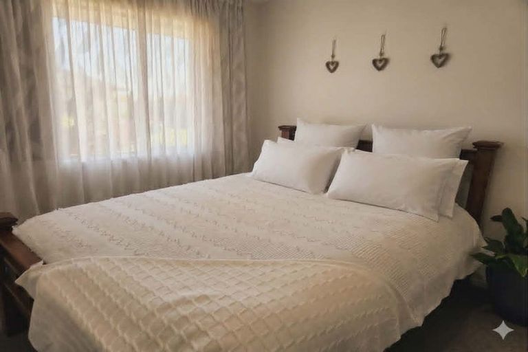 Photo of property in 1 Karamu Lane, Kihikihi, Te Awamutu, 3800