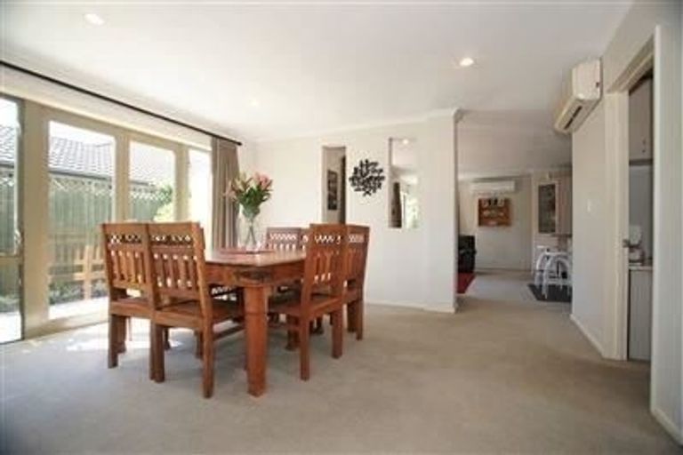 Photo of property in 1 Bayliss Close, Northwood, Christchurch, 8051