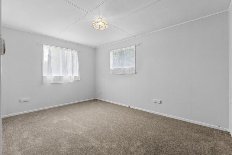 Photo of property in 40 Somerset Crescent, Highbury, Palmerston North, 4412