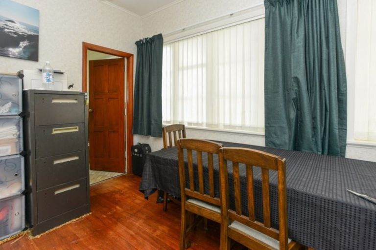 Photo of property in 87 Latham Street, Marewa, Napier, 4110