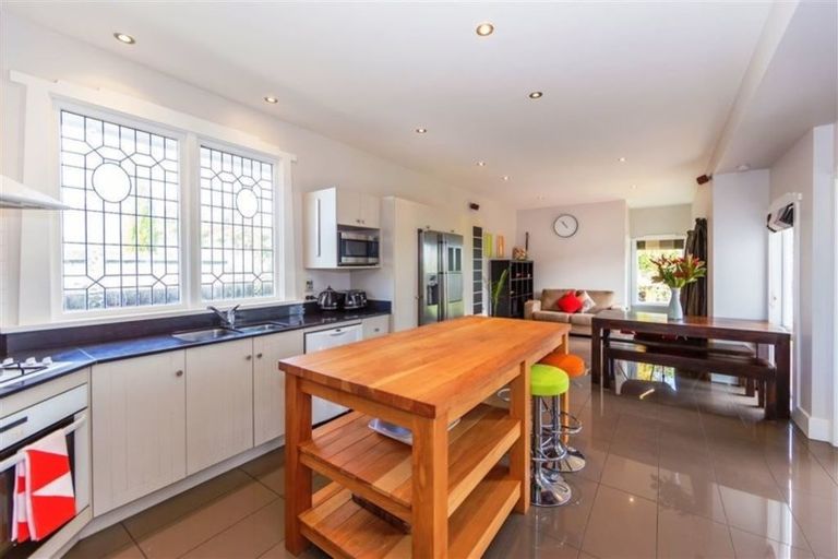 Photo of property in 43 Watford Street, Strowan, Christchurch, 8052