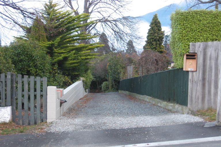 Photo of property in 11 Hobart Street, Queenstown, 9300