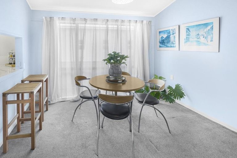 Photo of property in 44b Queen Street, Cambridge, 3434