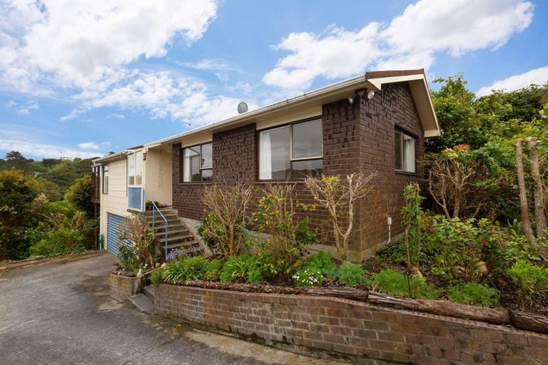 Photo of property in 8 The Sounding, Whitby, Porirua, 5024