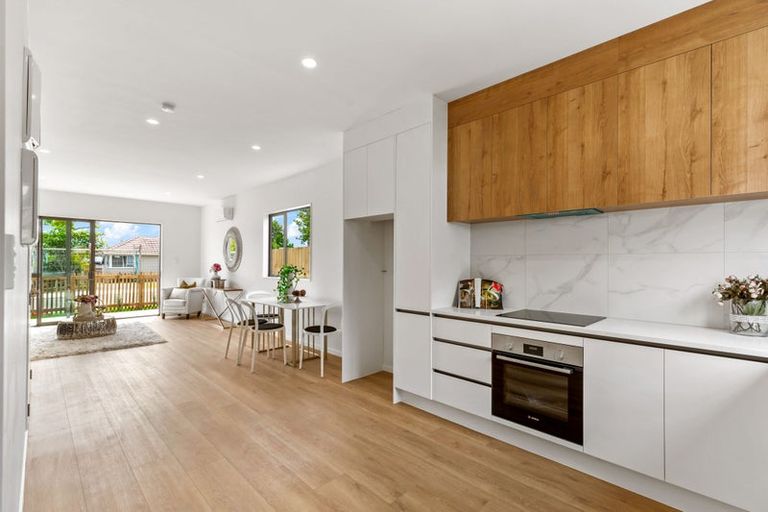 Photo of property in 20a Fairdene Avenue, Henderson, Auckland, 0610