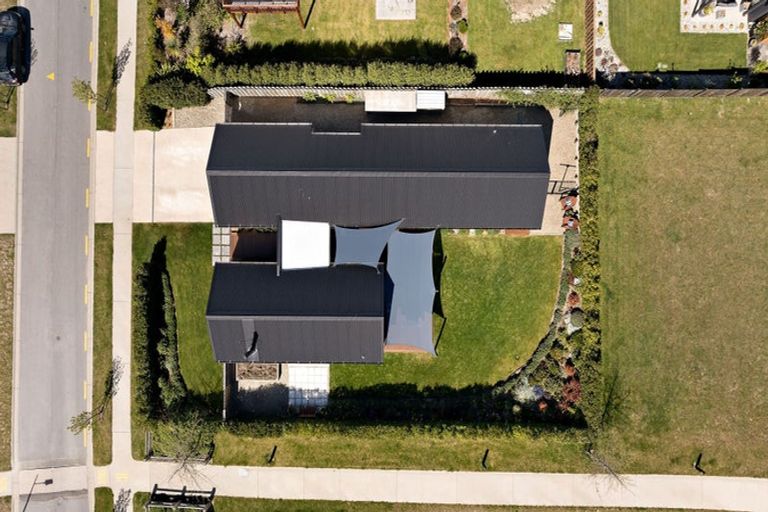 Photo of property in 49 Mount Nicholas Avenue, Wanaka, 9305