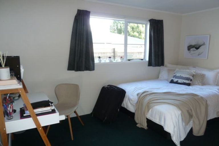 Photo of property in 36 Roche Avenue, Upper Riccarton, Christchurch, 8041