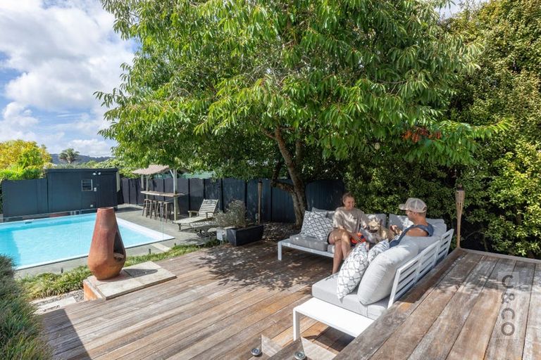 Photo of property in 55 Kaipara Portage Road, Riverhead, 0820