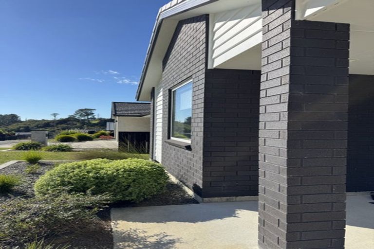 Photo of property in 10 Kokopu Lane, Ohauiti, Tauranga, 3112