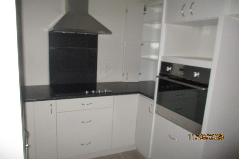 Photo of property in 6/7 Raroa Road, Hutt Central, Lower Hutt, 5010