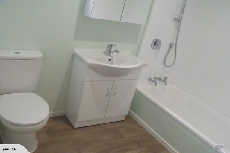 Photo of property in 374 Mazengarb Road, Paraparaumu, 5032