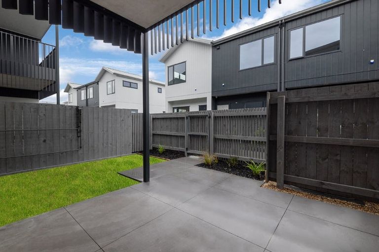 Photo of property in 2/18 Rigby Drive, Whenuapai, Auckland, 0618