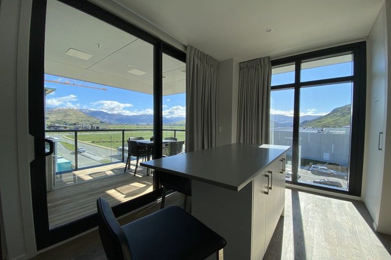 Photo of property in 401/34u Red Oaks Drive, Frankton, Queenstown, 9300